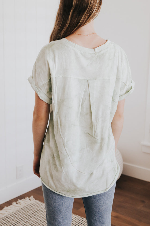 To DYE for top