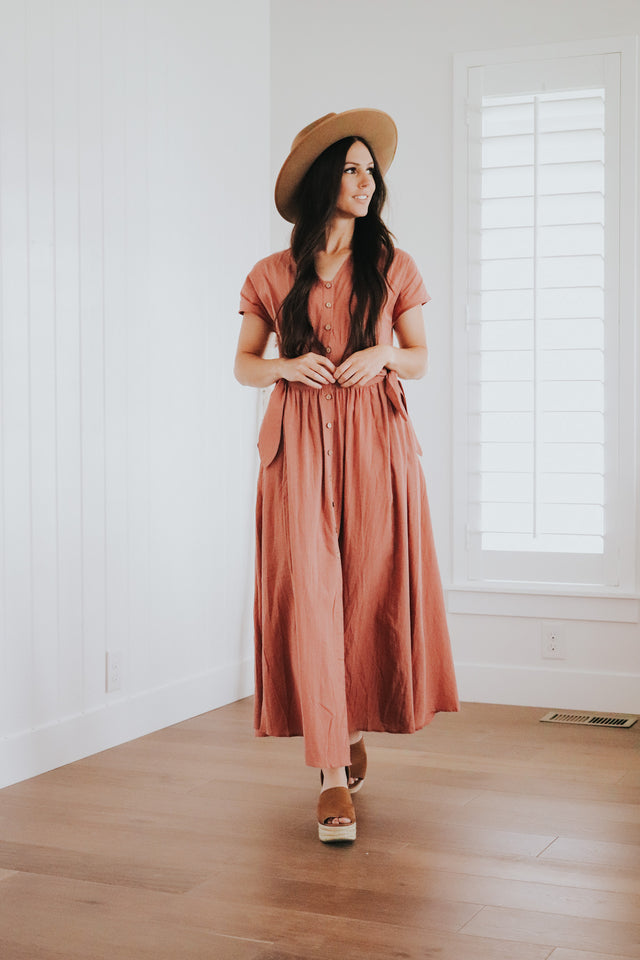 Button up dress in rose