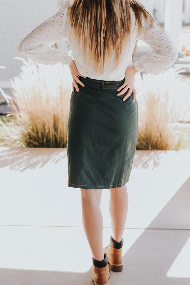 Debbie skirt in Hunter Green