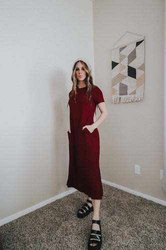 Easy going dress in cranberry